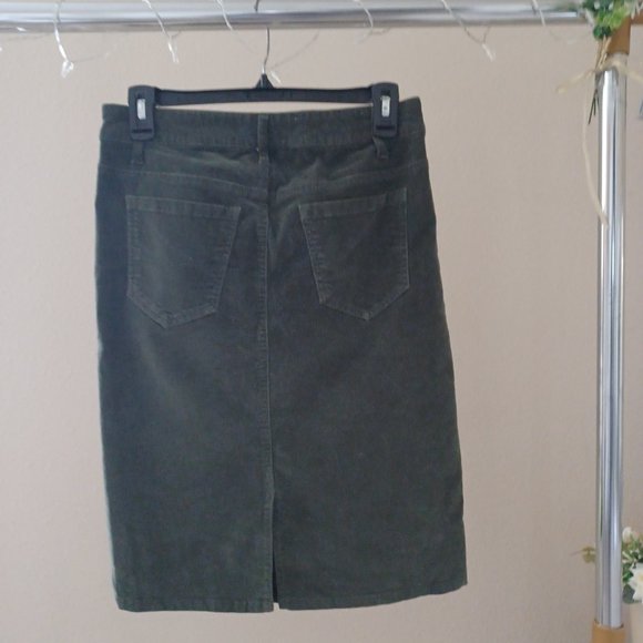 WOMEN'S CORDUROY SKIRT BRAND NEAR & DEAR / SIZE S / OLIVE GREEN COLOR - Picture 4 of 8